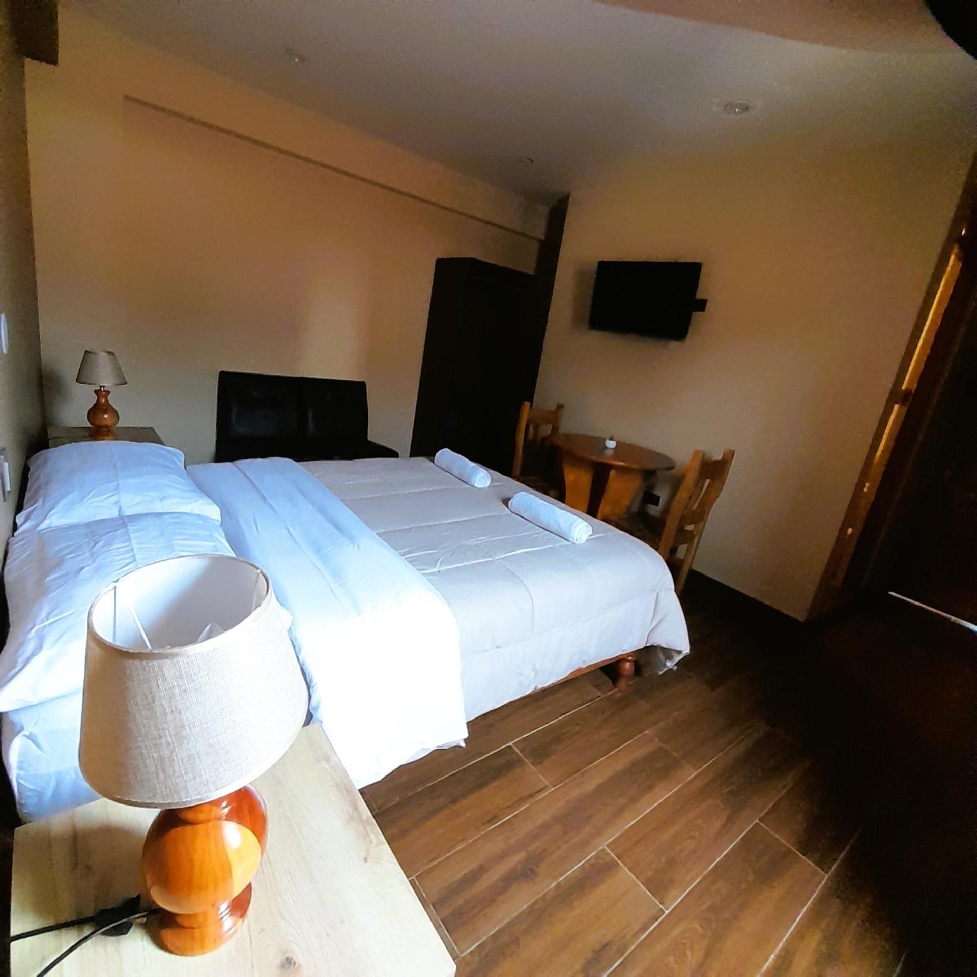 Laguna House Уарас Екстериор снимка